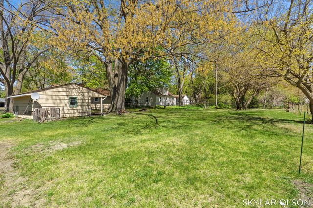 1081 Vick Road, Norton Shores City, MI 49441