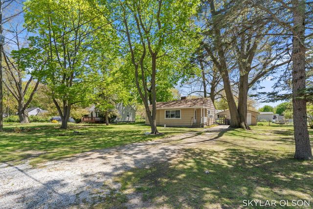 1081 Vick Road, Norton Shores City, MI 49441