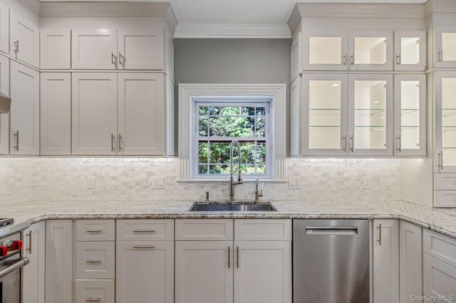 NC Pine Street, Port Jefferson Station, NY 11776