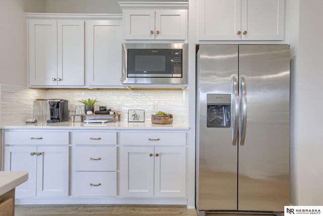 10911 N 161 Avenue, Bennington, NE 68007