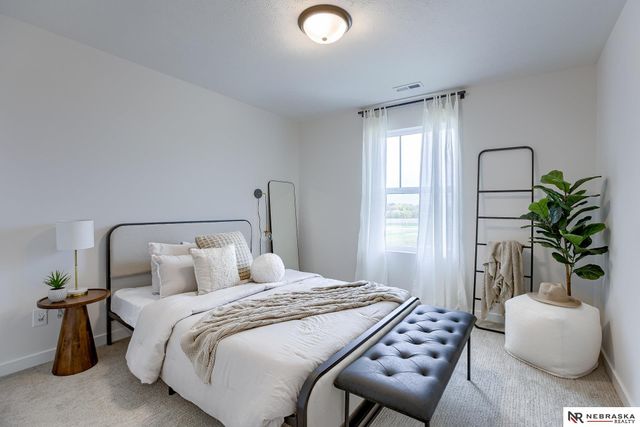 10911 N 161 Avenue, Bennington, NE 68007