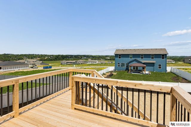 10911 N 161 Avenue, Bennington, NE 68007