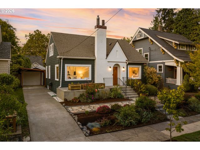 3329 Ne TILLAMOOK St, Portland, OR 97212