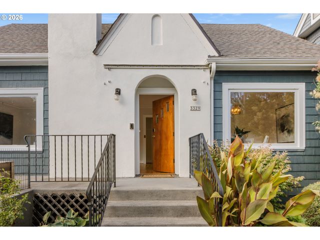 3329 Ne TILLAMOOK St, Portland, OR 97212