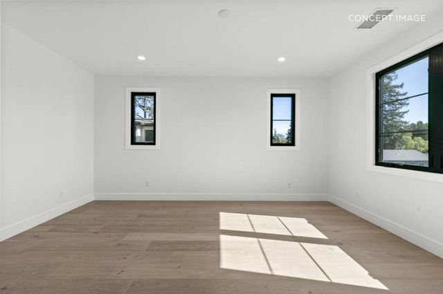 2171 Manzanita Avenue, Menlo Park, CA 94025
