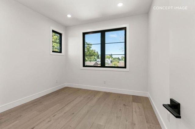 2171 Manzanita Avenue, Menlo Park, CA 94025
