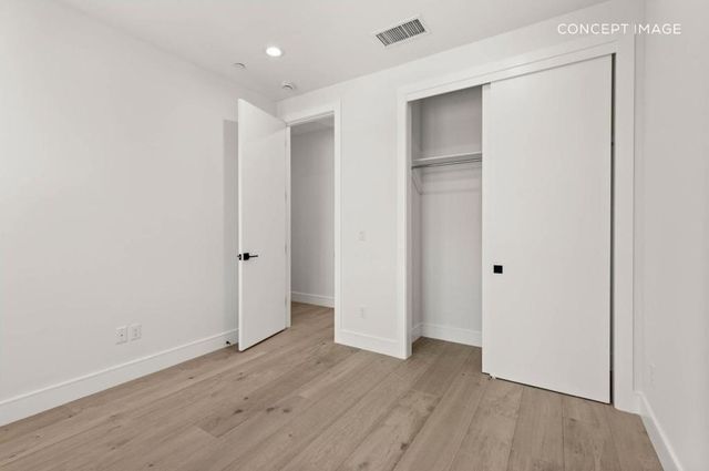 2171 Manzanita Avenue, Menlo Park, CA 94025