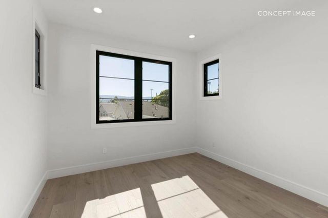 2171 Manzanita Avenue, Menlo Park, CA 94025