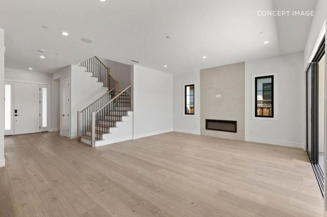 2171 Manzanita Avenue, Menlo Park, CA 94025