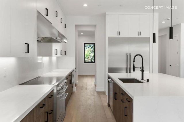 2171 Manzanita Avenue, Menlo Park, CA 94025