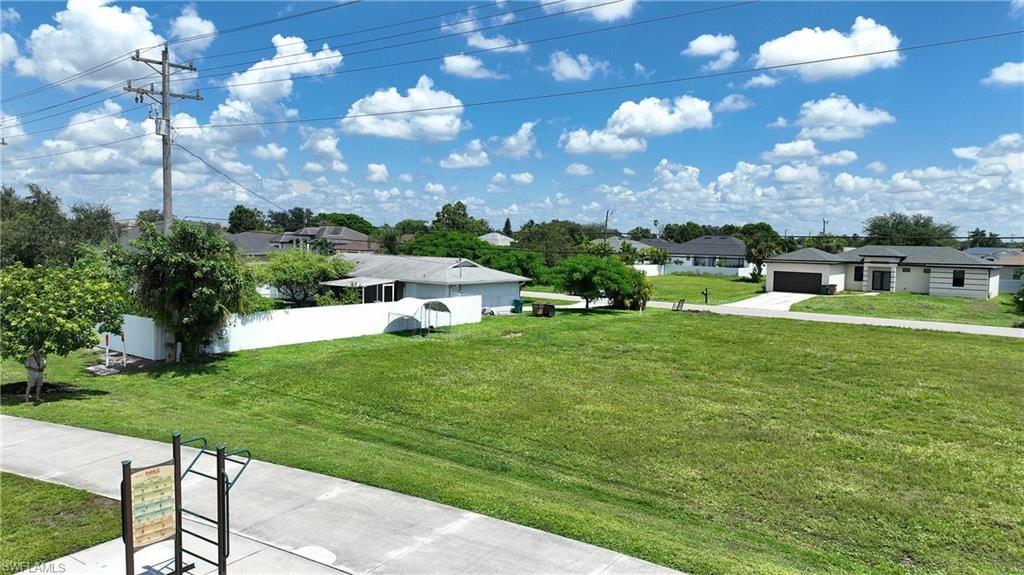 2104 NE 16th PL, CAPE CORAL, FL 33909 — photo 4