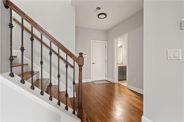 2015 Eagle Ridge, Roswell, GA 30076