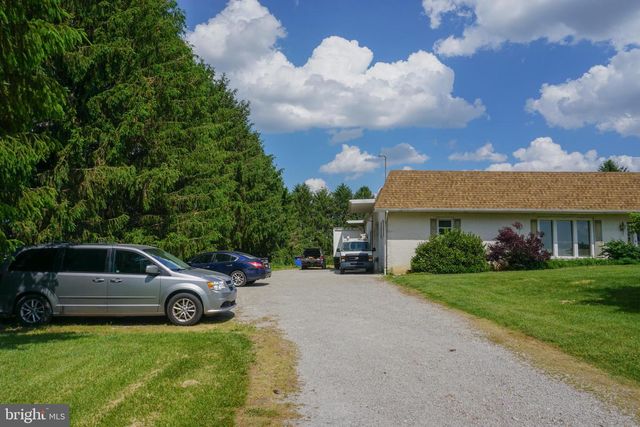 389 BASEHOAR RD, Littlestown, PA 17340