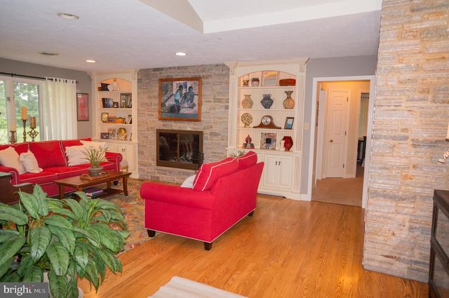 389 BASEHOAR RD, Littlestown, PA 17340