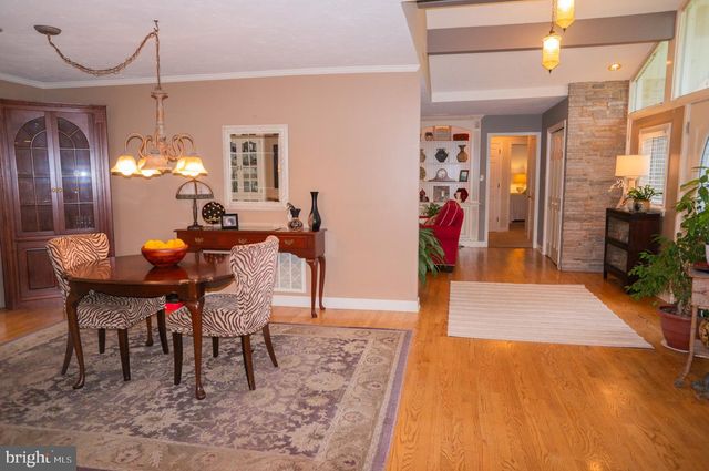 389 BASEHOAR RD, Littlestown, PA 17340