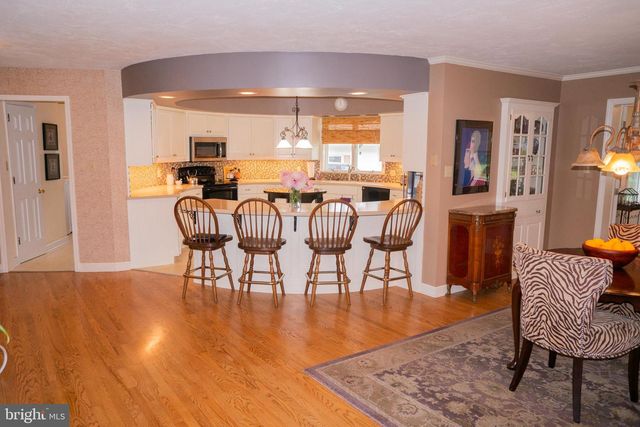389 BASEHOAR RD, Littlestown, PA 17340