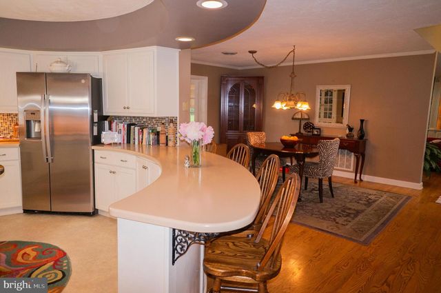 389 BASEHOAR RD, Littlestown, PA 17340