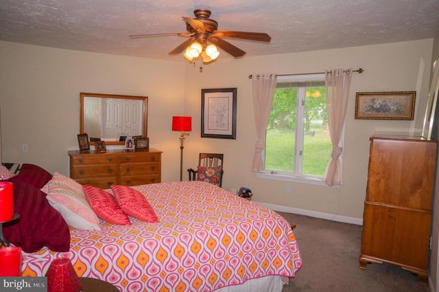 389 BASEHOAR RD, Littlestown, PA 17340