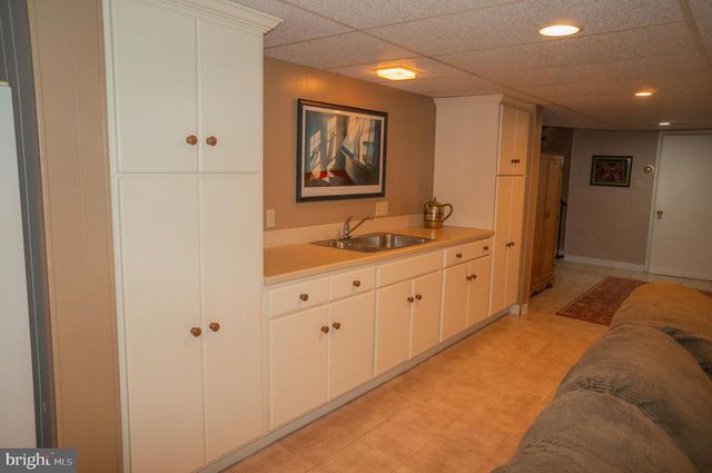 389 BASEHOAR RD, Littlestown, PA 17340