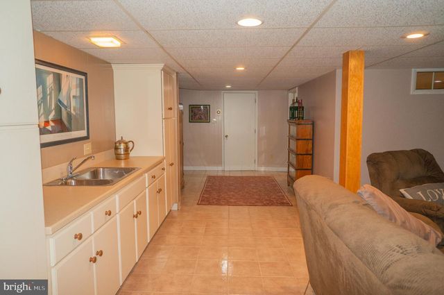 389 BASEHOAR RD, Littlestown, PA 17340