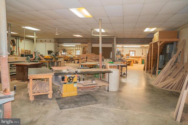 389 BASEHOAR RD, Littlestown, PA 17340