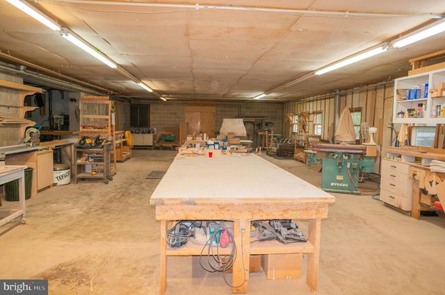389 BASEHOAR RD, Littlestown, PA 17340