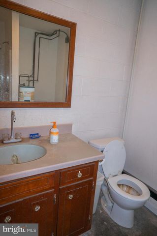 389 BASEHOAR RD, Littlestown, PA 17340