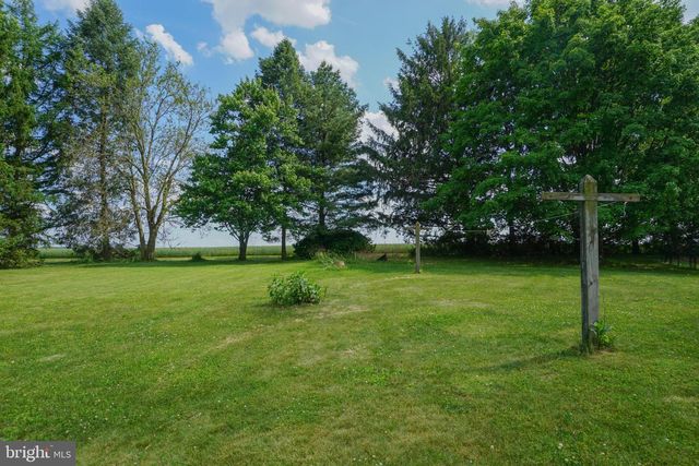 389 BASEHOAR RD, Littlestown, PA 17340