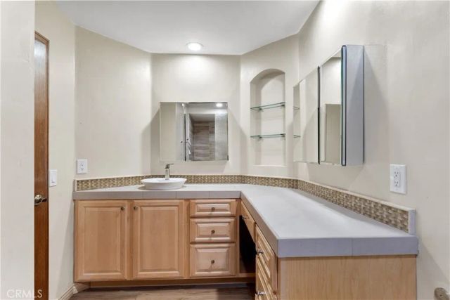 38501 Oaktree Loop, Murrieta, CA 92562