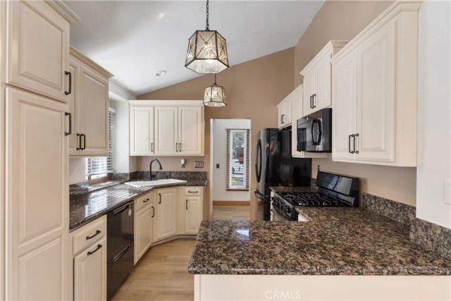 38501 Oaktree Loop, Murrieta, CA 92562