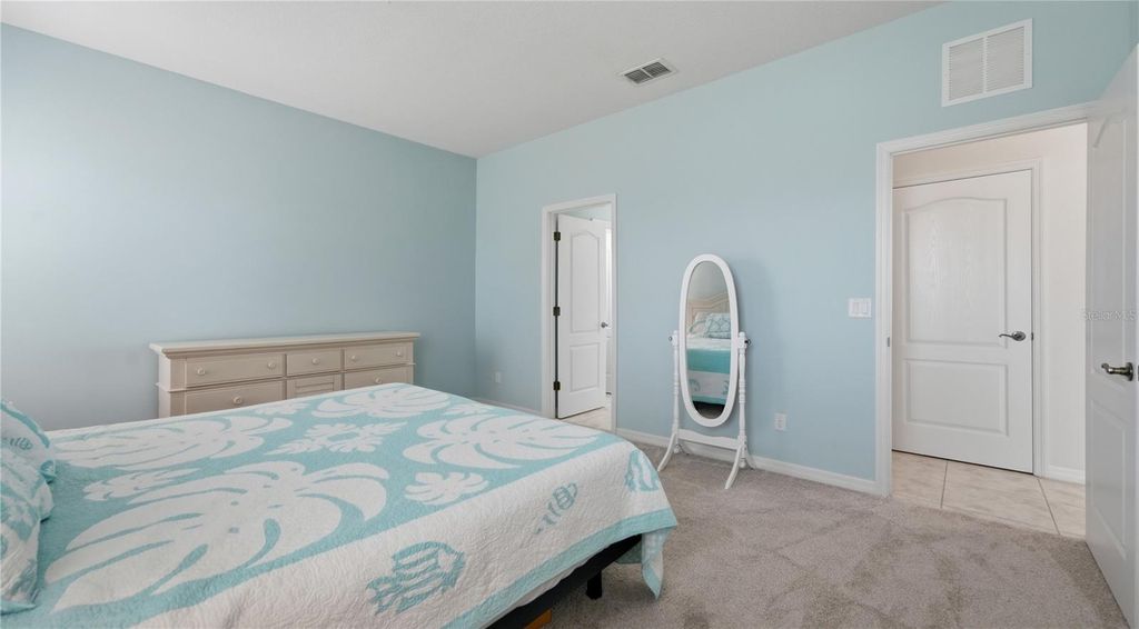 Image 19 of property listing at 11352 WHITE ROCK TERRACE, Bradenton, FL 34211