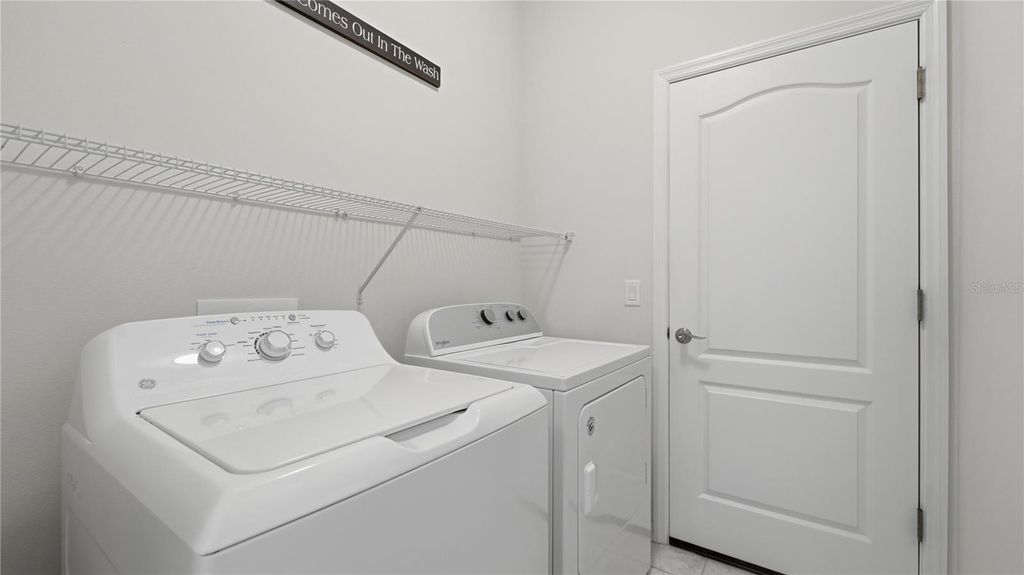 Image 25 of property listing at 11352 WHITE ROCK TERRACE, Bradenton, FL 34211