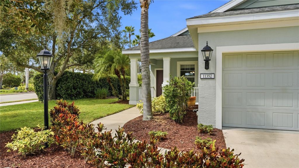 Image 4 of property listing at 11352 WHITE ROCK TERRACE, Bradenton, FL 34211