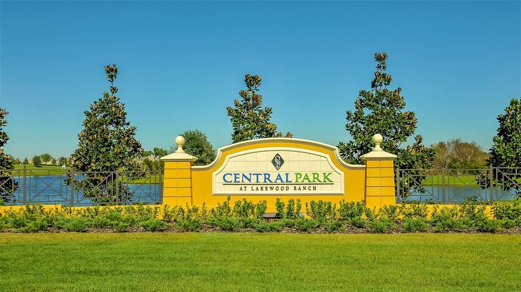 Image 36 of property listing at 11352 WHITE ROCK TERRACE, Bradenton, FL 34211