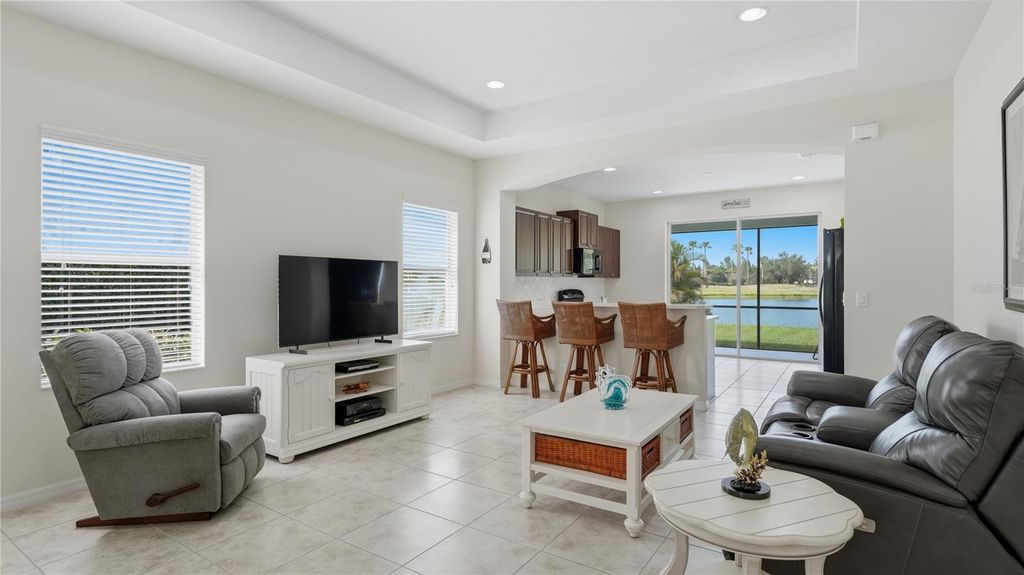 Image 8 of property listing at 11352 WHITE ROCK TERRACE, Bradenton, FL 34211