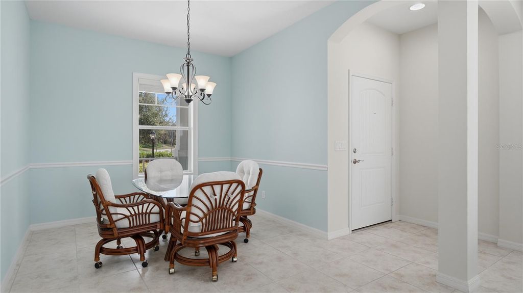 Image 9 of property listing at 11352 WHITE ROCK TERRACE, Bradenton, FL 34211