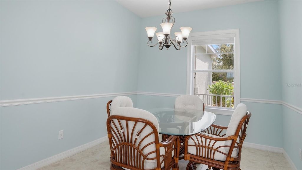 Image 10 of property listing at 11352 WHITE ROCK TERRACE, Bradenton, FL 34211