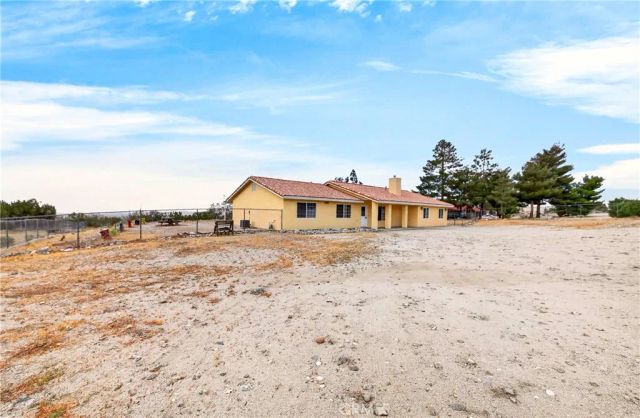 1246 Locust, Pinon Hills, CA 92372