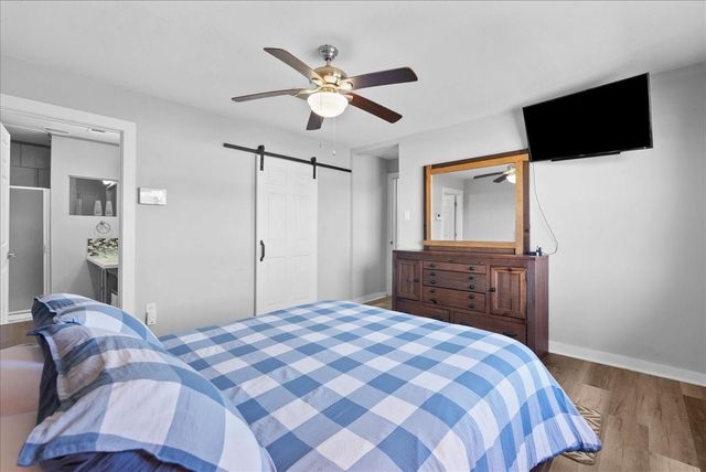 6931 West Holiday Street, Hitchcock, TX 77563