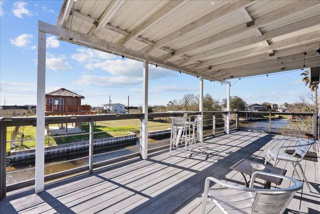 6931 West Holiday Street, Hitchcock, TX 77563