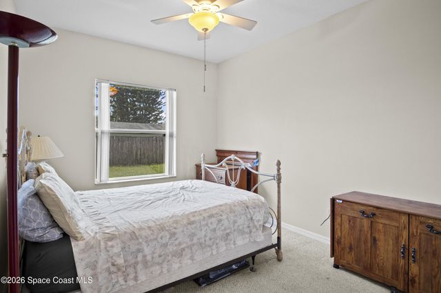 463 Avocado Road NW, Palm Bay, FL 32907