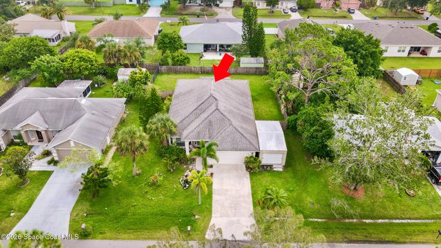 463 Avocado Road NW, Palm Bay, FL 32907