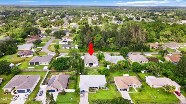 463 Avocado Road NW, Palm Bay, FL 32907