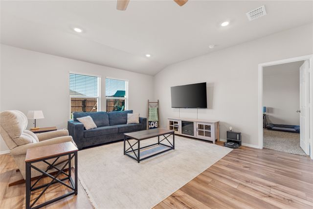 7100 Canadian Drive, China Spring, TX 76633