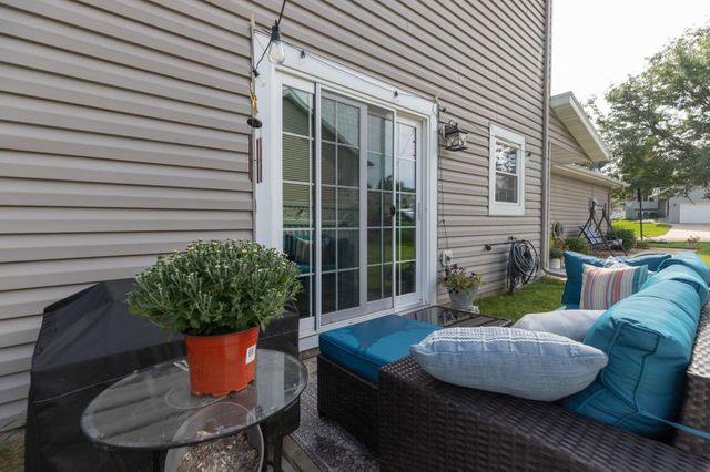 2925 Monroe Drive NW, Rochester, MN 55901