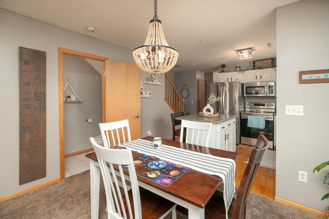 2925 Monroe Drive NW, Rochester, MN 55901