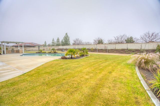 3602 Gracie Court, Bakersfield, CA 93311
