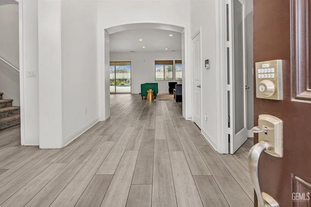 3602 Gracie Court, Bakersfield, CA 93311