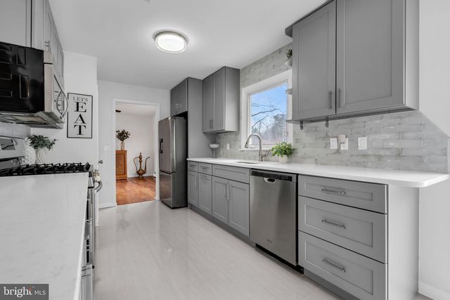 718 ARROW DR, Toms River, NJ 08753