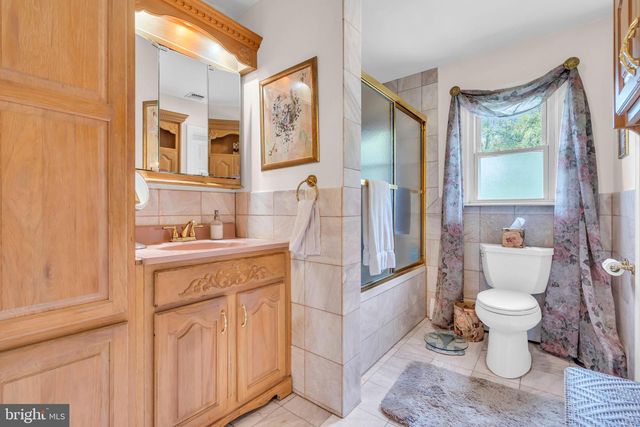 718 ARROW DR, Toms River, NJ 08753